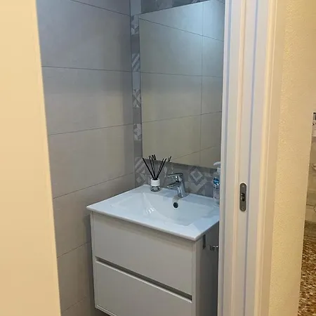 Bright Flat With View To The Castle And The Museum * Alicante